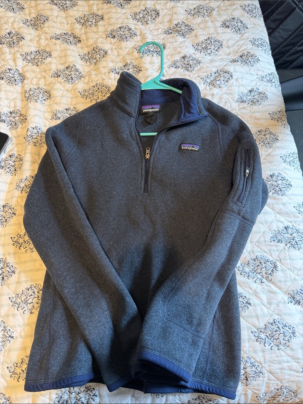 Patagonia Women’s Navy Quarter-Zip Fleece Pullover